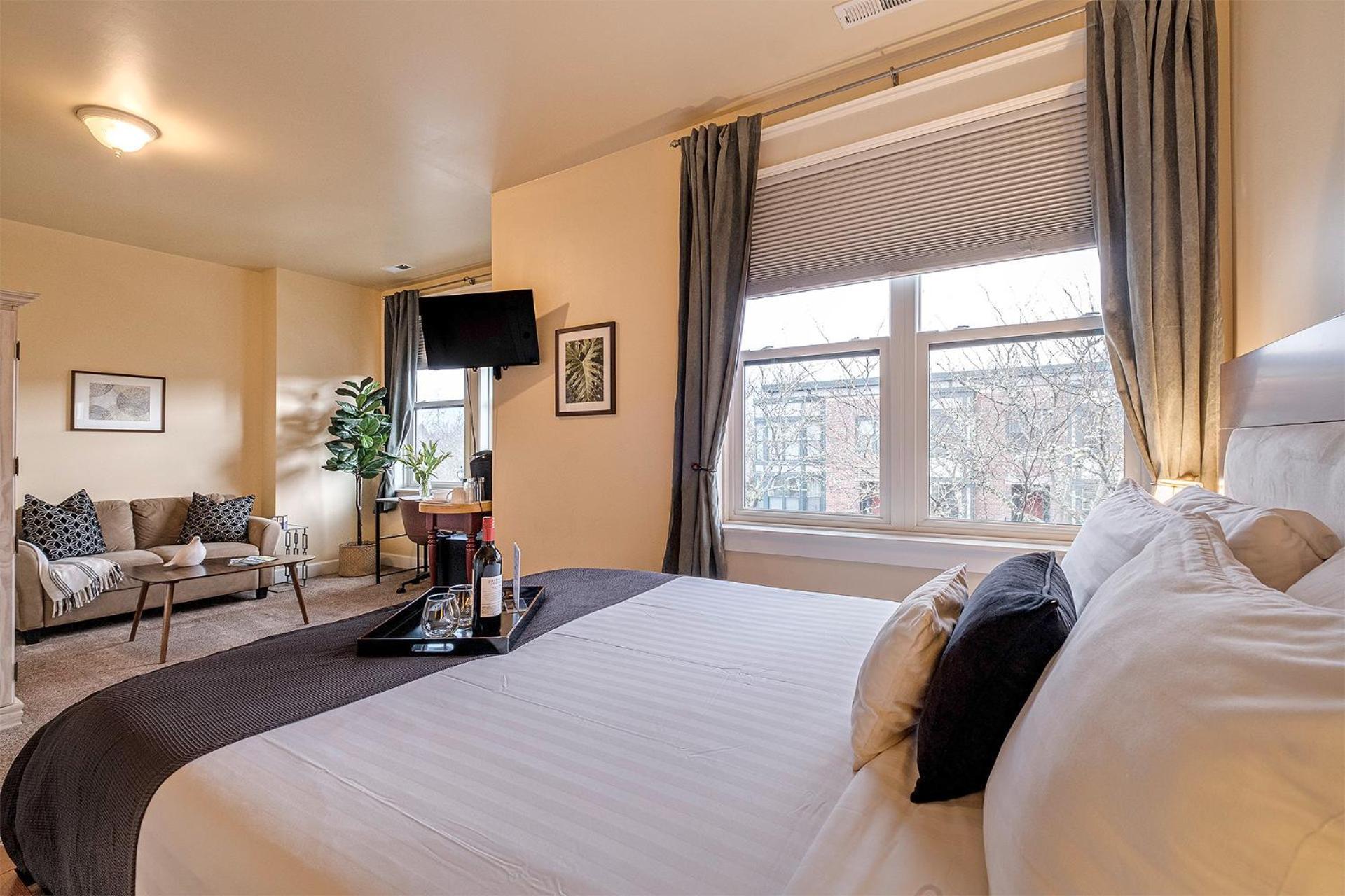The Orenco Station Hotel ฮิลส์โบโร ภายนอก รูปภาพ