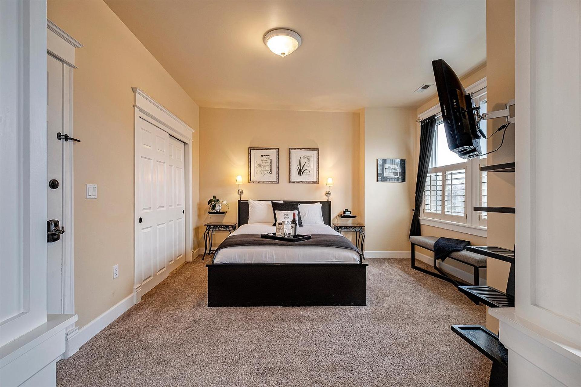 The Orenco Station Hotel ฮิลส์โบโร ภายนอก รูปภาพ