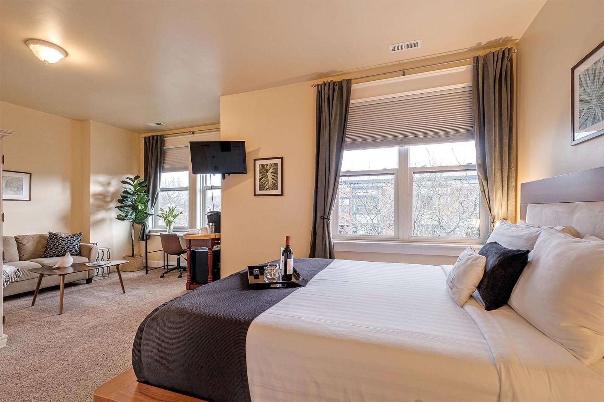 The Orenco Station Hotel ฮิลส์โบโร ภายนอก รูปภาพ